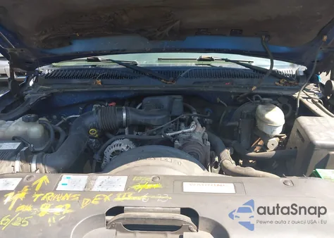 2003 Chevrolet Silverado 1500 Work Truck from USA, damaged, VIN 2GCEC19X731377274